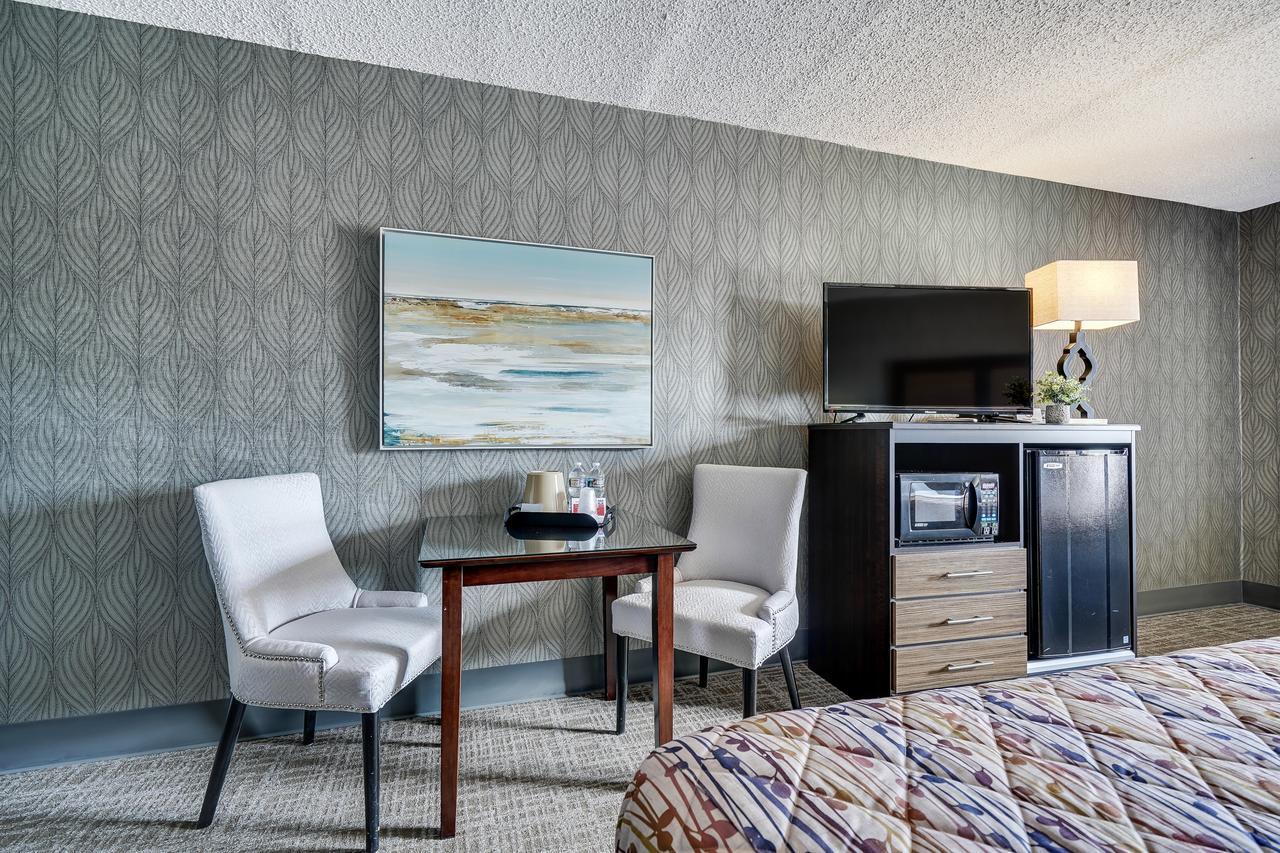 Blue Creek Inn Waretown Екстериор снимка